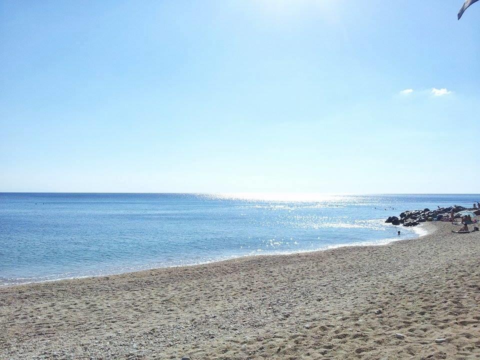 Pano Sto Kyma Studios Plomari Exteriör bild